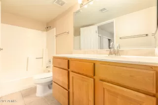 Photo #5: 6278031 Listing