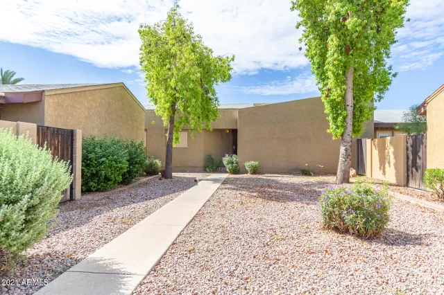 MLS: 6278385 Condo For Sale