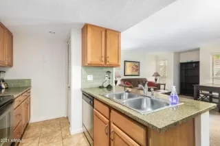 Photo #6: 6278637 Listing