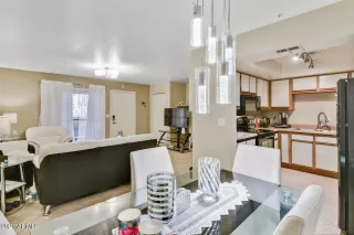 Photo #4: 6278918 Listing 