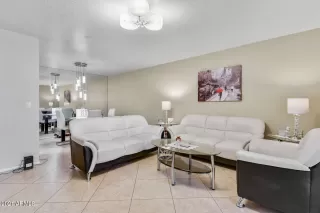 Photo #5: 6278918 Listing 