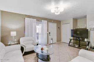 Photo #6: 6278918 Listing 