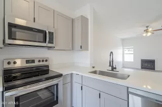 Photo #5: 6279013 Listing