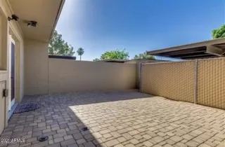 Photo #5: 6279140 Listing