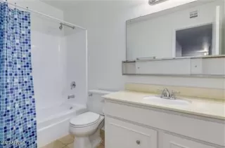 Photo #6: 6279140 Listing