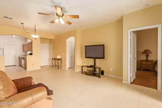 Photo #5: 6279315 Listing 