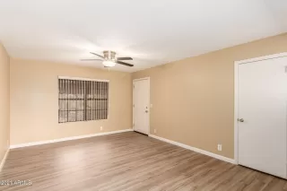 Photo #5: 6279358 Listing 