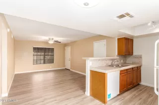 Photo #6: 6279358 Listing 