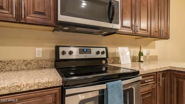 MLS: 6279517 Condo For Sale