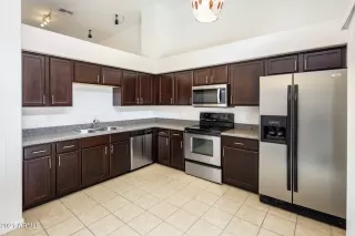 Photo #6: 6279695 Listing