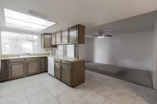 Photo #3: 6279911 Listing