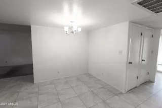 Photo #5: 6279911 Listing