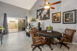 Photo #2: 6279950 Listing