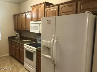 Photo #3: 6280092 Listing 