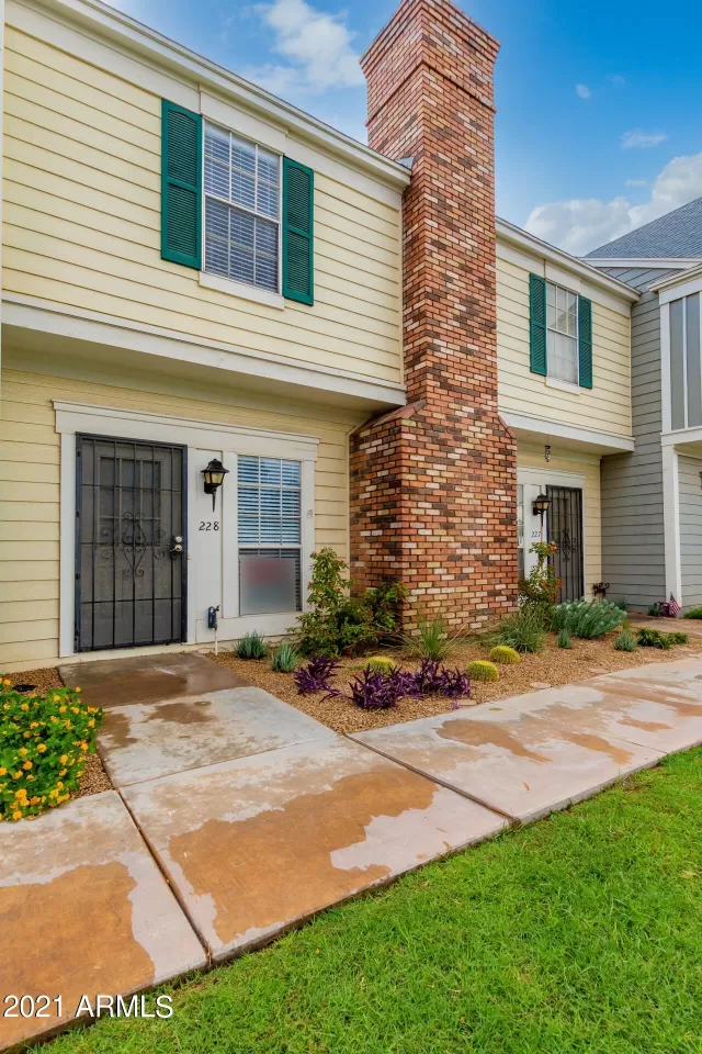 MLS: 6280143 Condo For Sale