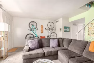 Photo #2: 6280214 Listing