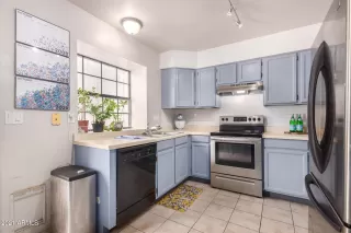 Photo #5: 6280214 Listing