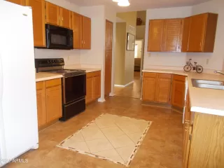 Photo #5: 6280275 Listing 