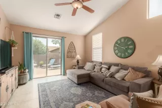 Photo #4: 6280718 Listing