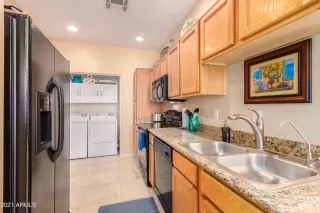 Photo #5: 6280718 Listing