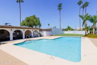 Photo #2: 6280769 Listing 