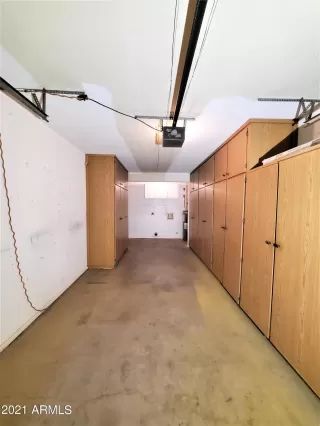 Photo #5: 6280796 Listing