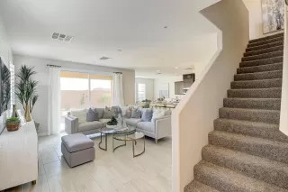 Photo #2: 6280930 Listing