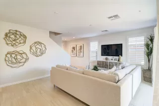 Photo #5: 6280930 Listing