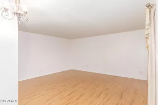 Photo #2: 6281023 Listing 