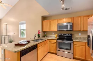 Photo #4: 6281218 Listing