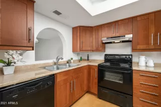 Photo #4: 6281301 Listing