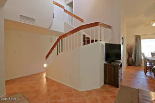 Photo #6: 6281590 Listing