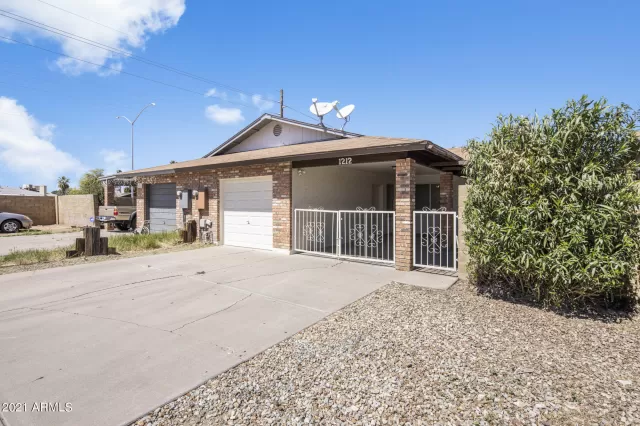 MLS: 6281913 Condo For Sale