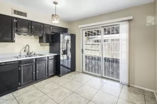 Photo #5: 6281913 Listing