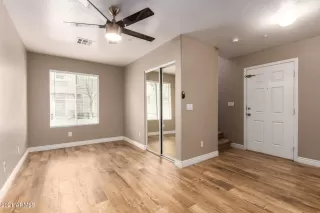 Photo #3: 6282266 Listing