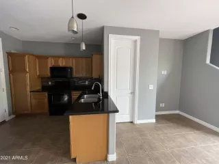 Photo #6: 6282752 Listing