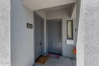 Photo #6: 6282792 Listing