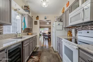 Photo #3: 6282815 Listing