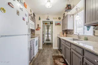 Photo #4: 6282815 Listing