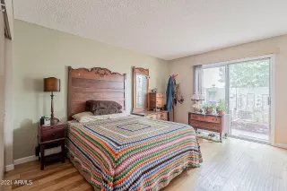 Photo #5: 6282815 Listing