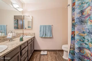 Photo #6: 6282815 Listing