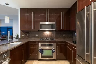 Photo #1: 6282818 Listing