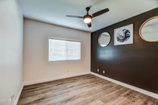 Photo #4: 6282827 Listing