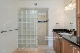 Photo #5: 6282901 Listing