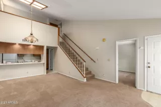 Photo #3: 6282914 Listing