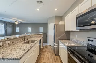 Photo #3: 6282975 Listing