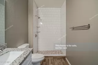 Photo #5: 6282975 Listing