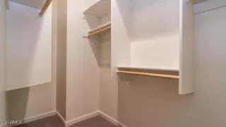 Photo #5: 6283111 Listing