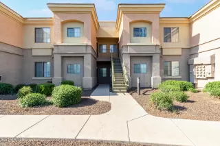 Photo #4: 6283122 Listing