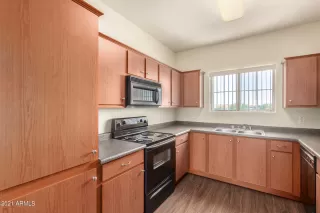 Photo #6: 6283122 Listing